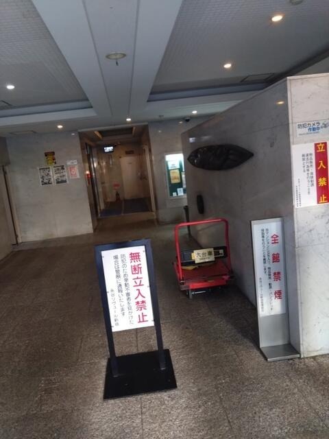 建物エントランス