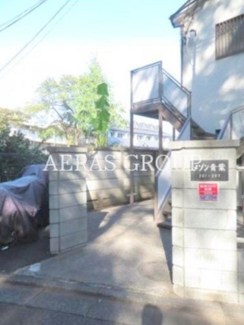 建物エントランス