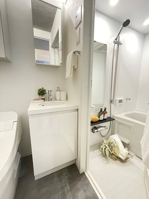 シャワールーム