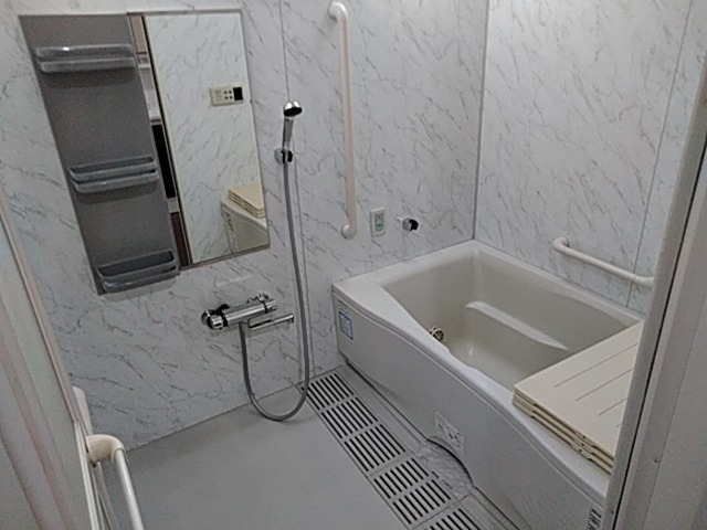 シャワールーム