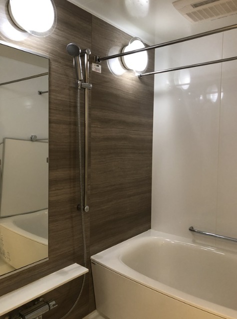 シャワールーム