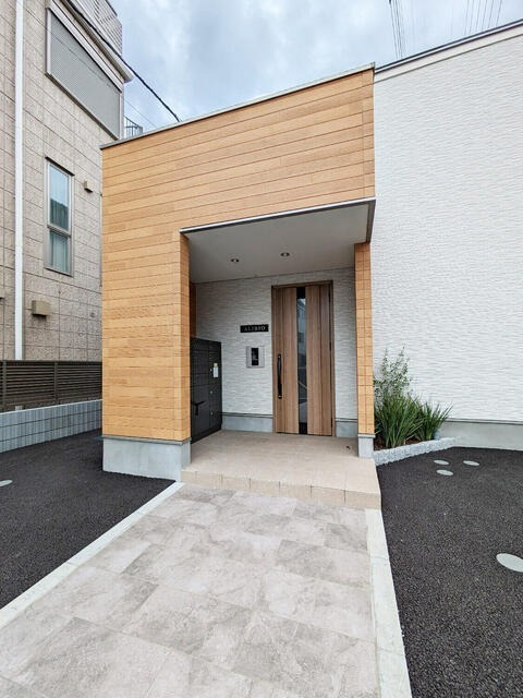 建物エントランス