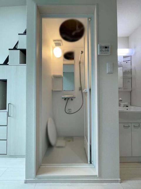 シャワールーム